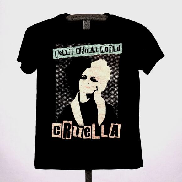 Disney Tops - Women's Size XS Disney Cruella de Vil Graphic T-Shirt Tee Short Sleeve Villain